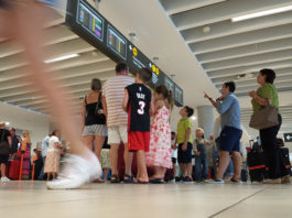 Hoteliers concerned over airport delays