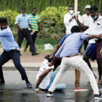 2022-05-09T111825Z_763763040_RC2I3U9KTP0C_RTRMADP_3_SRI-LANKA-CRISIS