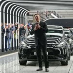 musk-elon-tesla-twitter-991×1024-1