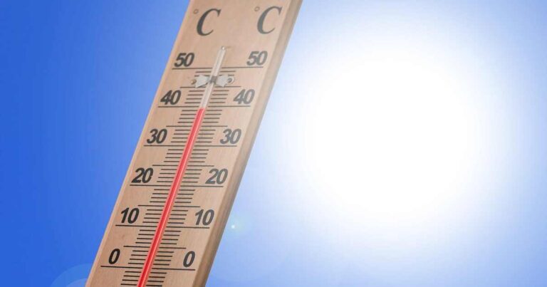 A Hot Saturday As The Meteorological Service Issue An Orange Extreme Temperature Warning